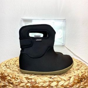 Baby Bogs water proof boots black insulated